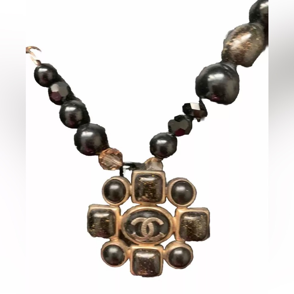Chanel Gripoix  necklace - Picture 2 of 7